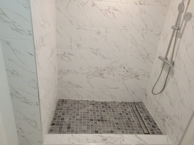 Resultados duraderos con instalación de azulejos en Miami